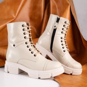 Bota Chelsea Couro